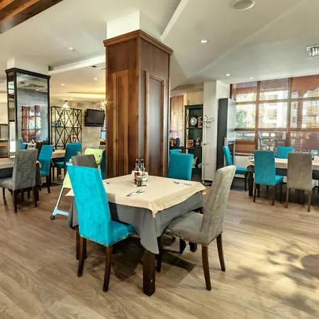 Belvedere Club K106 *