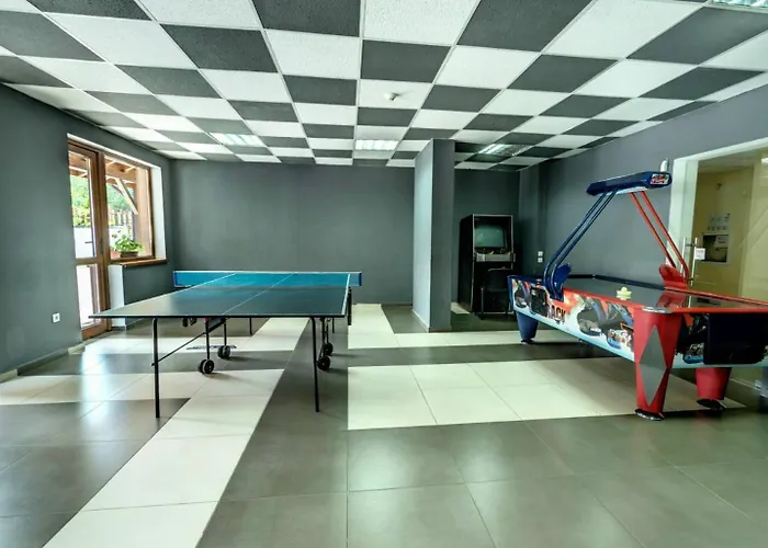 Belvedere Club K106 * 班斯科